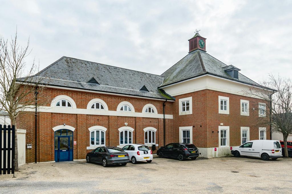 Property photo 1 of 7 21.Jpg