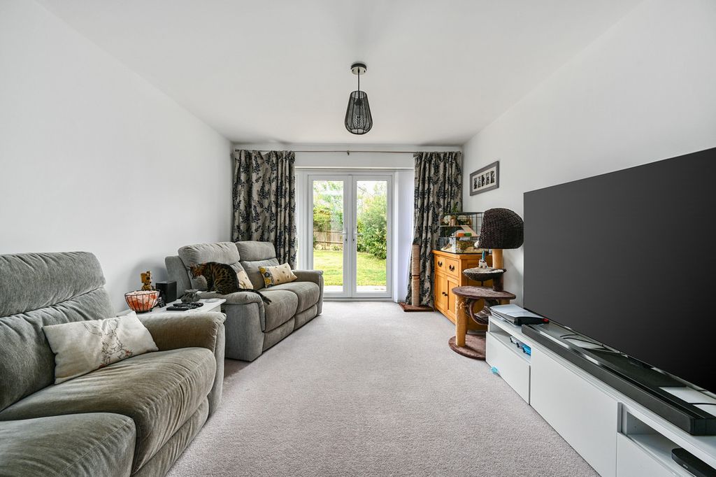 Property photo 3 of 19