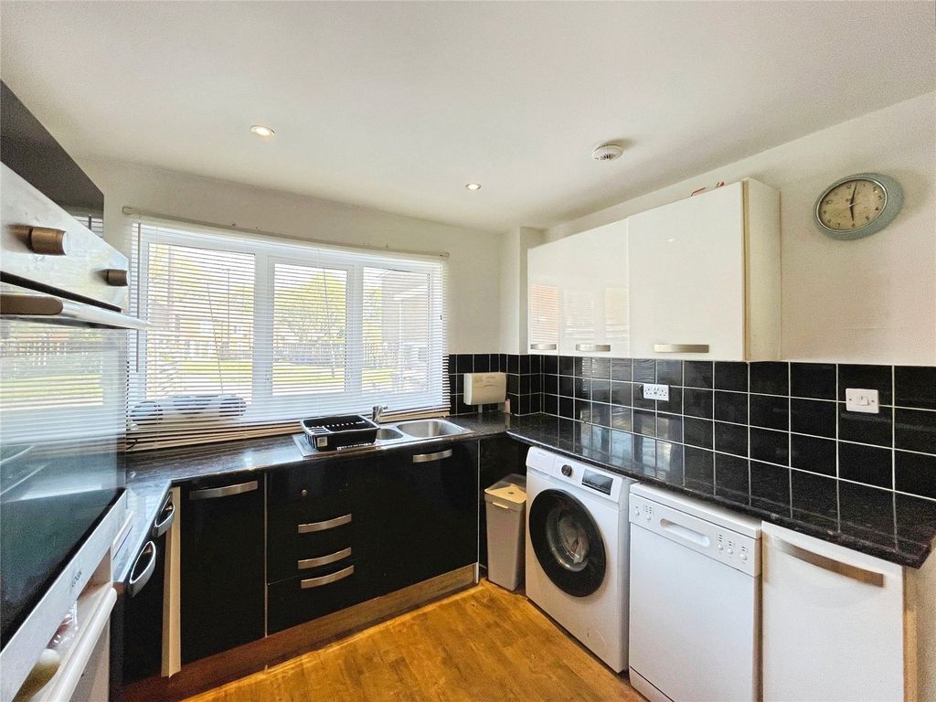 Property photo 2 of 12 Picture No. 12