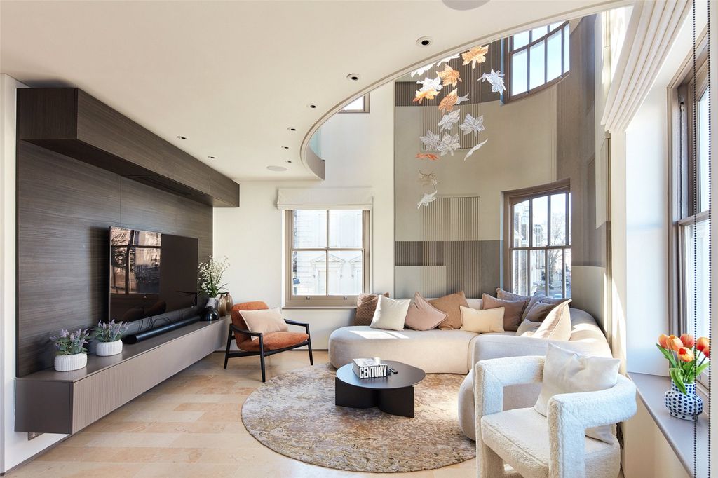 Property photo 1 of 27 Picture No. 48