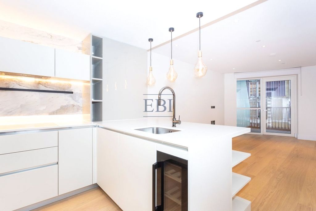 Property photo 1 of 24 Picture No. 37