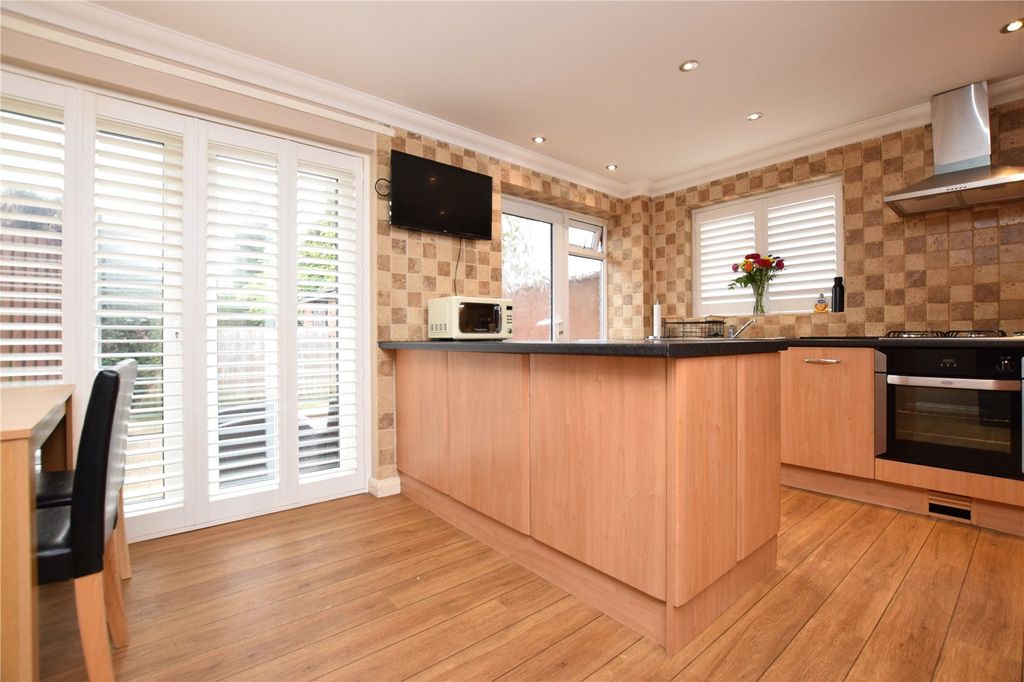 Property photo 3 of 10 Picture No. 10