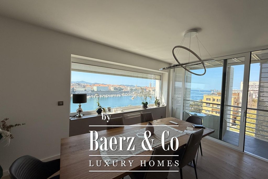 Property photo 2 of 35