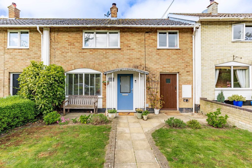 Property photo 1 of 18