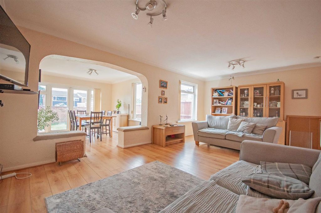 Property photo 2 of 15 Ld2.Jpg