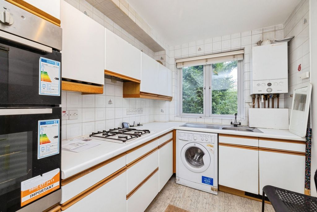 Property photo 1 of 11 Pbox-Img.Jpg