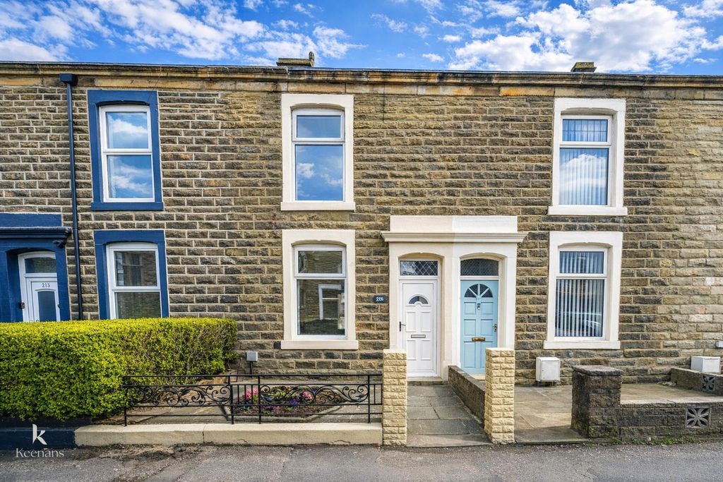 Property photo 2 of 23 2