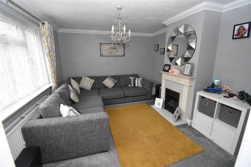 Property photo 2 of 15 Picture No. 11