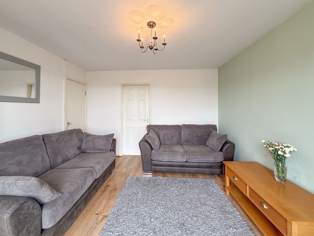 Property photo 3 of 24