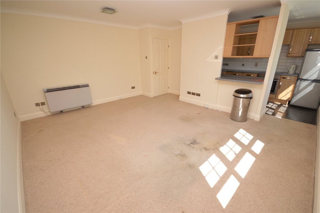 Property photo 2 of 9 Picture No. 20