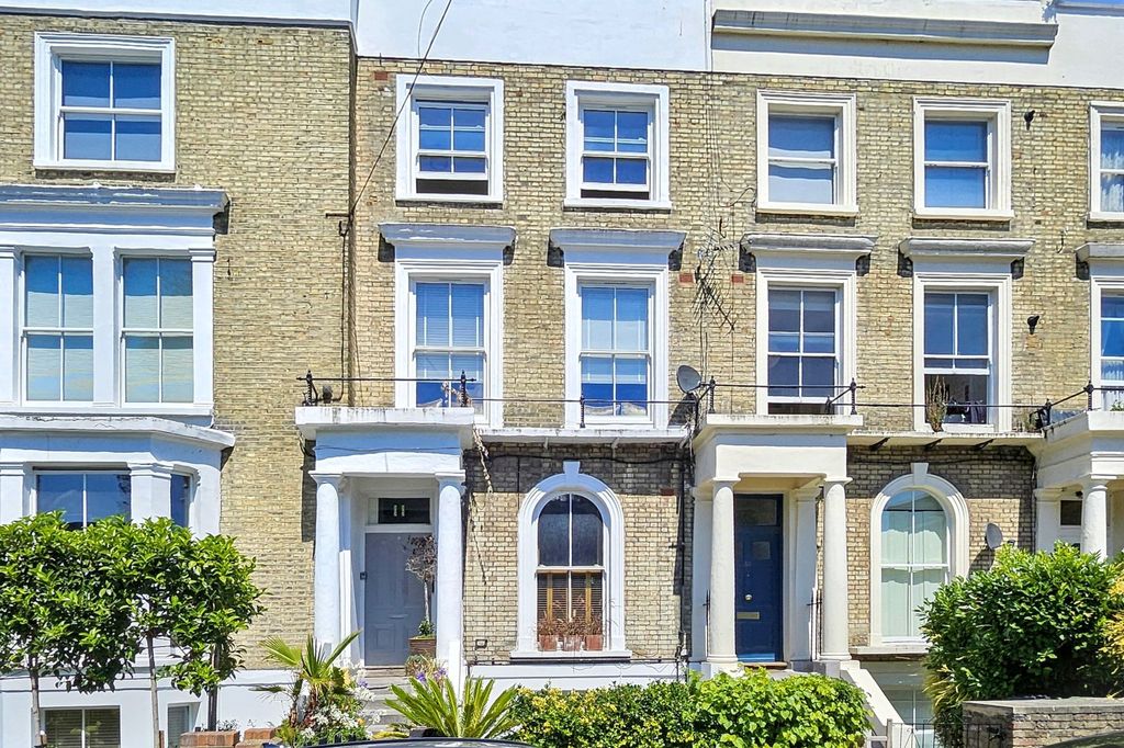 Property photo 1 of 12 11A Stanlake Villas, London W12 7Ex