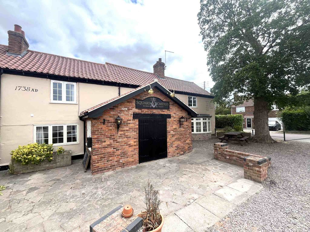 Property photo 2 of 14
