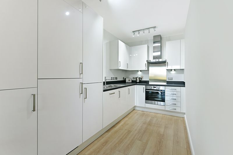 Property photo 3 of 8 Photo 1