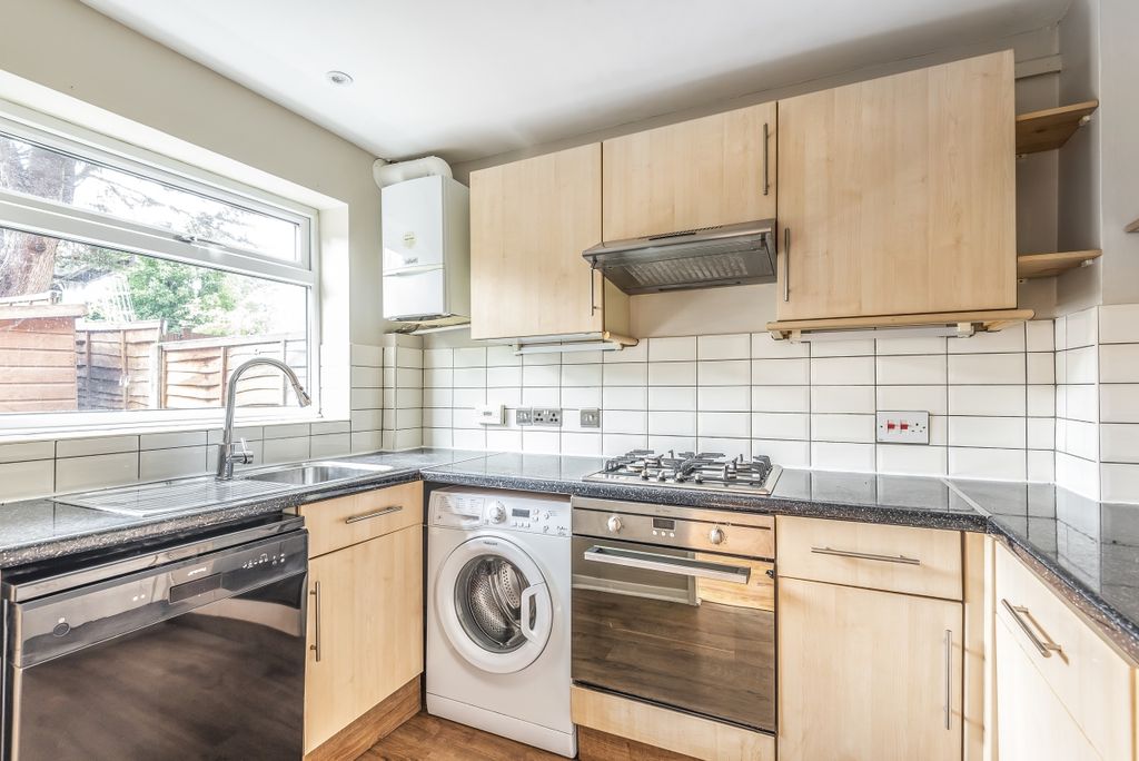 Property photo 1 of 6 619635 (3)