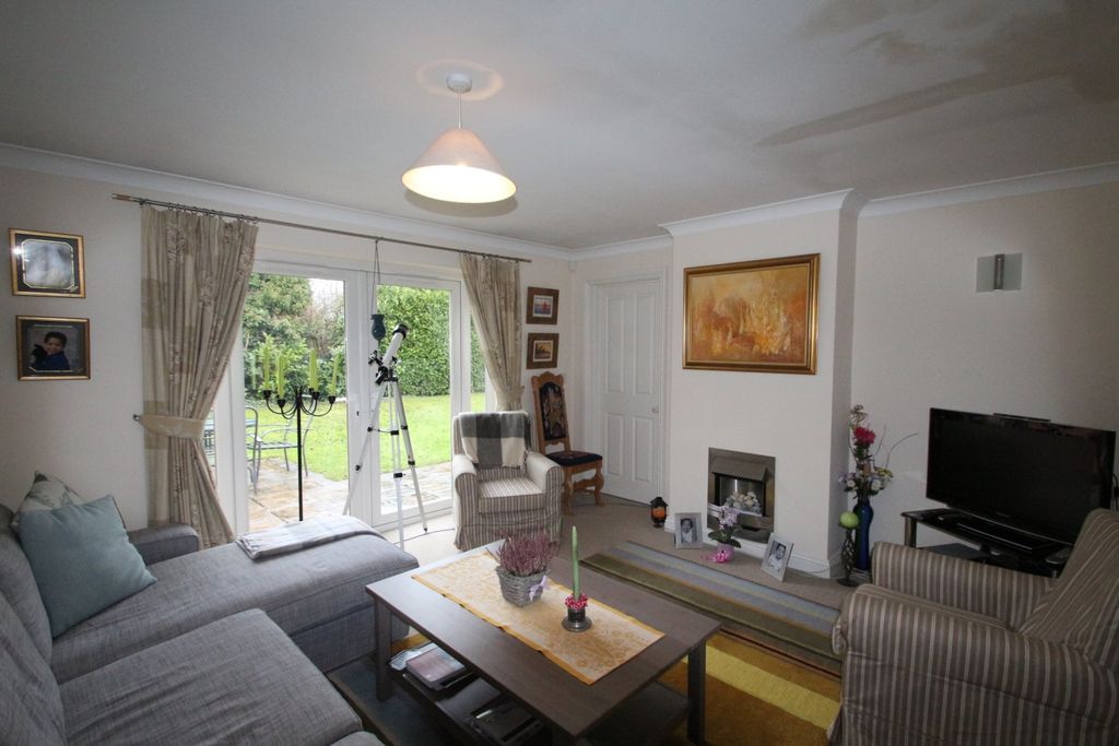 Property photo 2 of 14 Img_8488