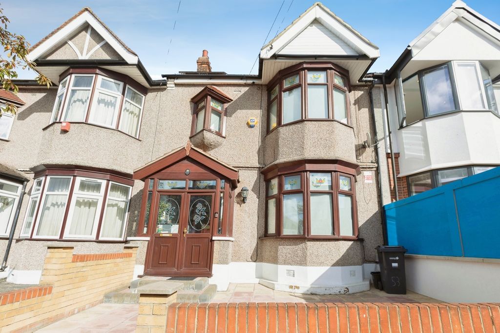 Property photo 1 of 32 Pbox-Img.Jpg