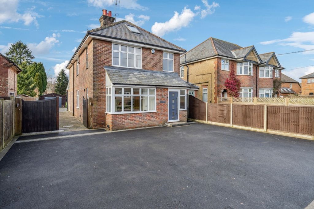 Property photo 1 of 36