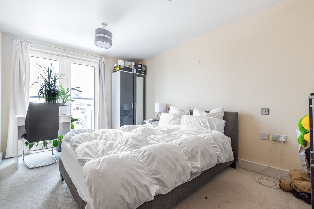 Property photo 3 of 9 Picture No. 14