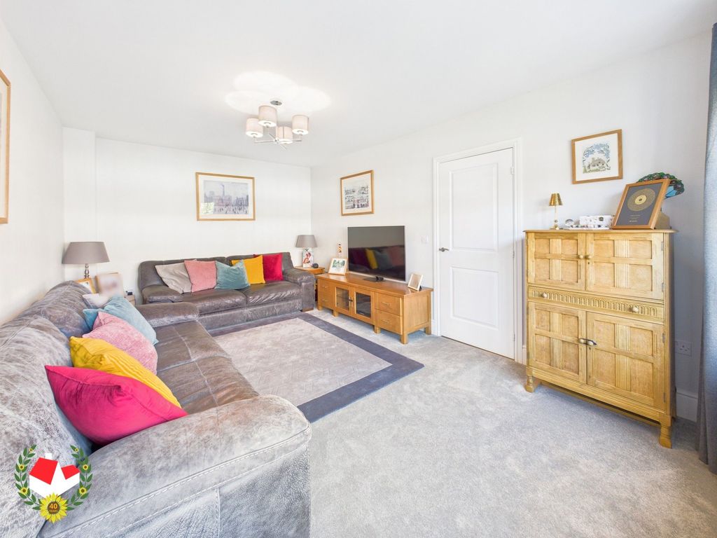 Property photo 2 of 15 Photo 1