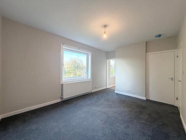 Property photo 3 of 31 Picture No. 07