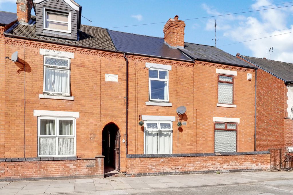 Property photo 1 of 11