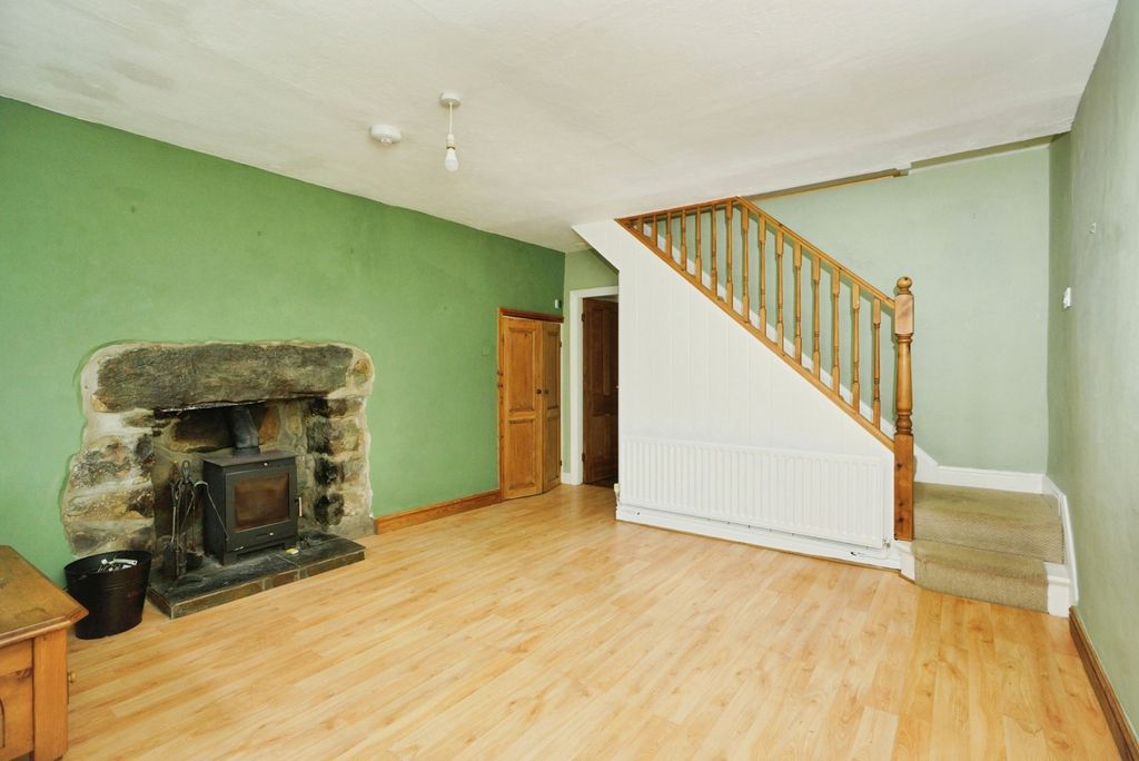 Property photo 2 of 16 Pbox-Img.Jpg