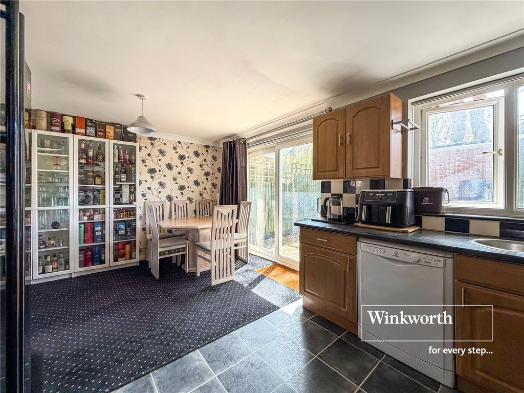 Property photo 2 of 12 Picture No. 05