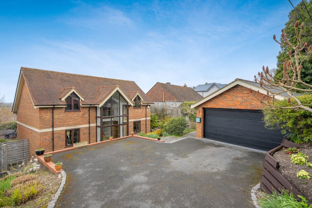 Property photo 1 of 29 Picture No. 40