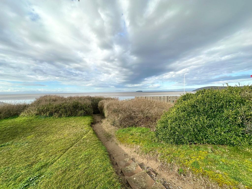 Property photo 3 of 22 Picture No. 03