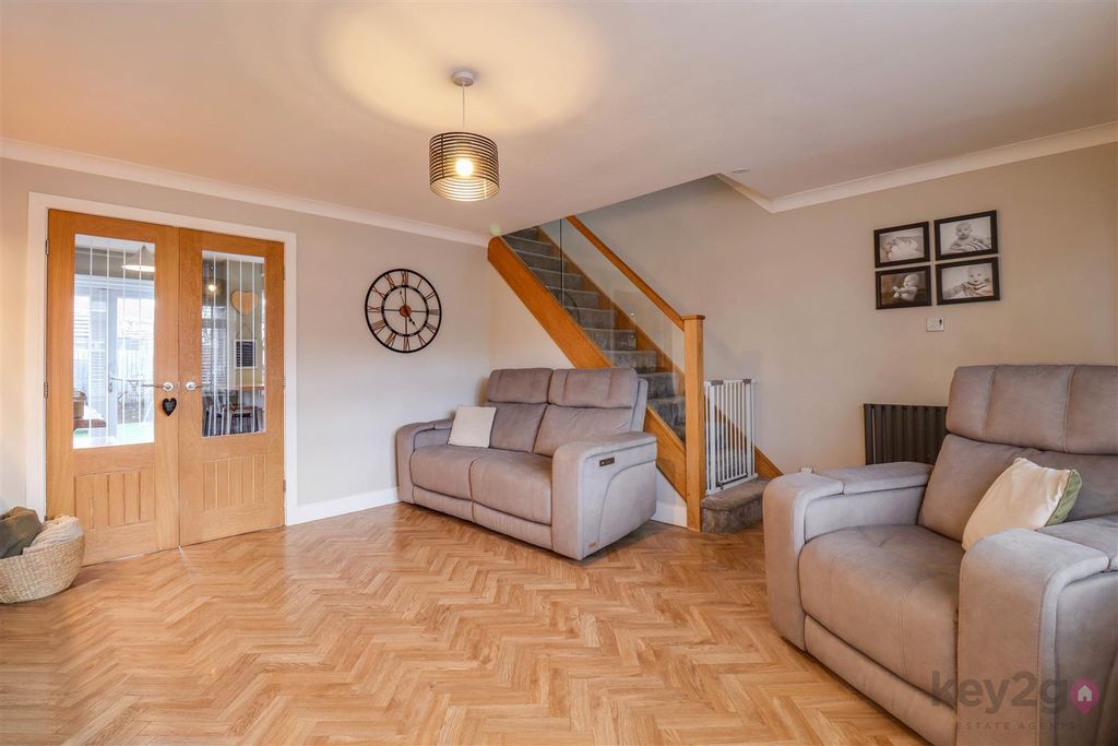 Property photo 3 of 21 Img_0410-Img_0412.Jpg