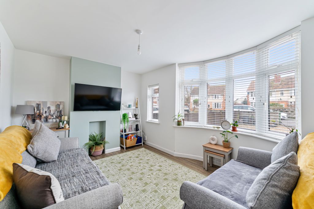 Property photo 2 of 20 Gallery