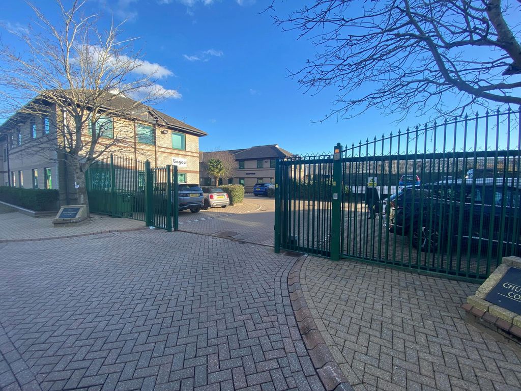Property photo 2 of 8 Gates.Jpg