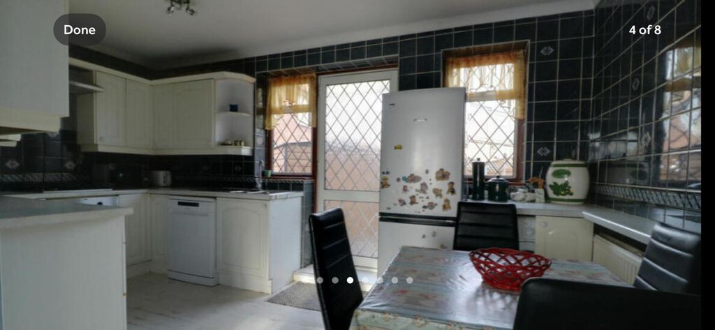 Property photo 2 of 9 23 5.Png