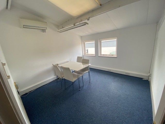 Property photo 3 of 7