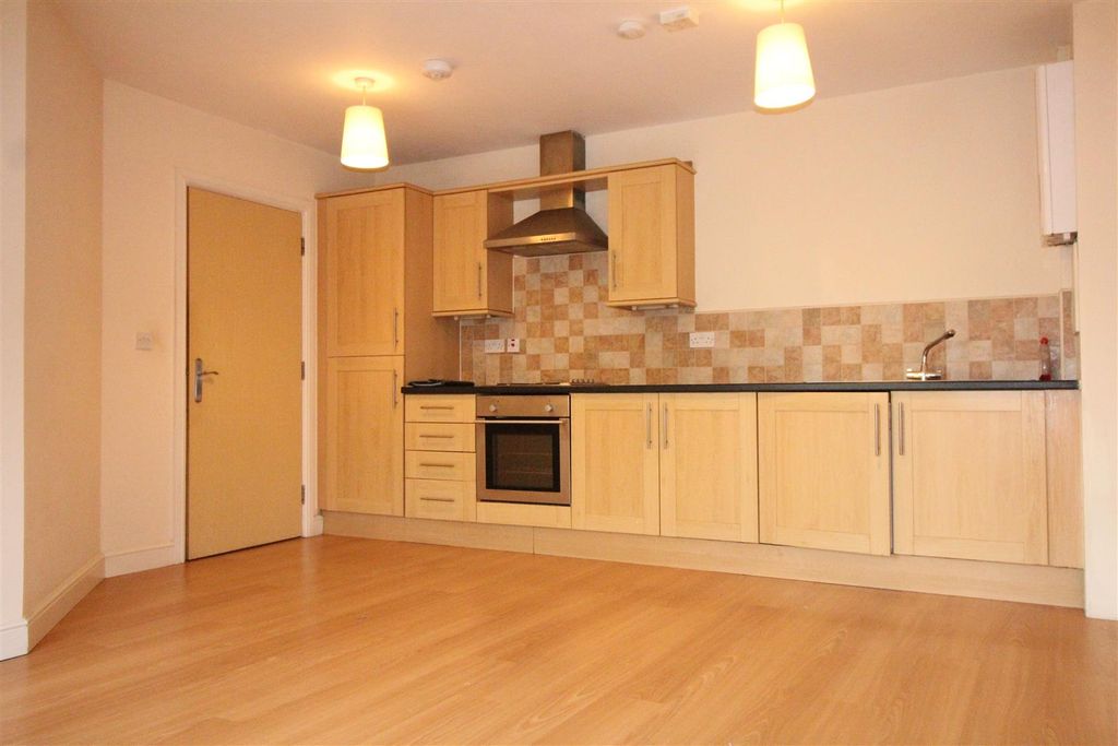 Property photo 2 of 9 Lounge With Kitchen Area