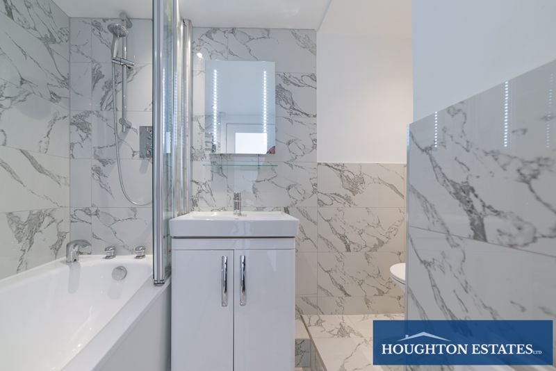 Property photo 3 of 14 Photo 3