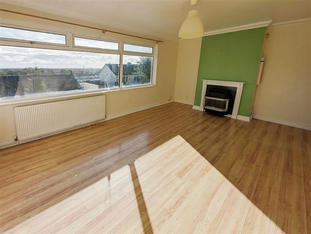 Property photo 2 of 9 Image