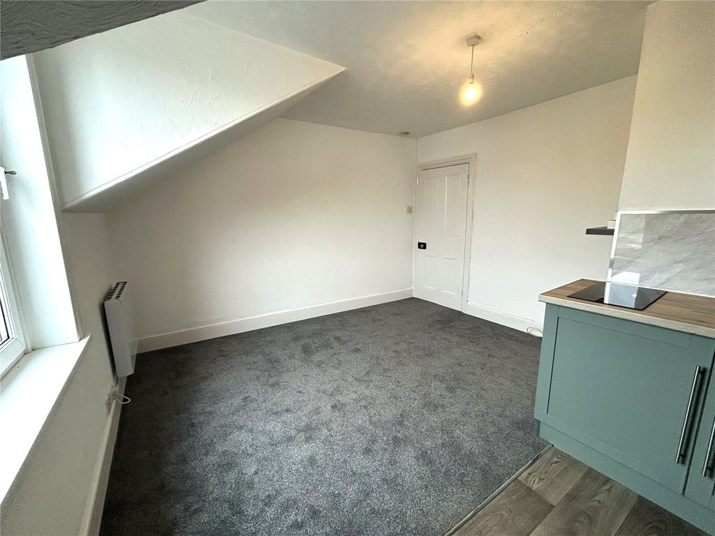 Property photo 3 of 7 Picture No. 07