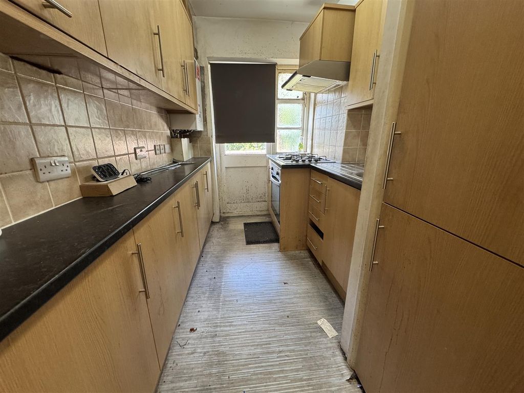 Property photo 3 of 8 Img_3361.Jpg