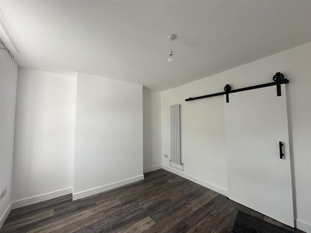 Property photo 2 of 7 Img_0381.Jpg