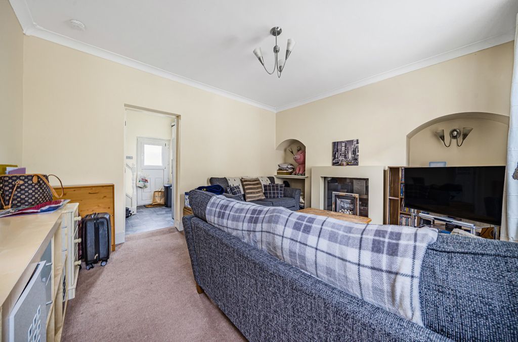 Bd23 Rowland Street, Skipton, North Yorkshire BD23, 2 bed terraced house for ...