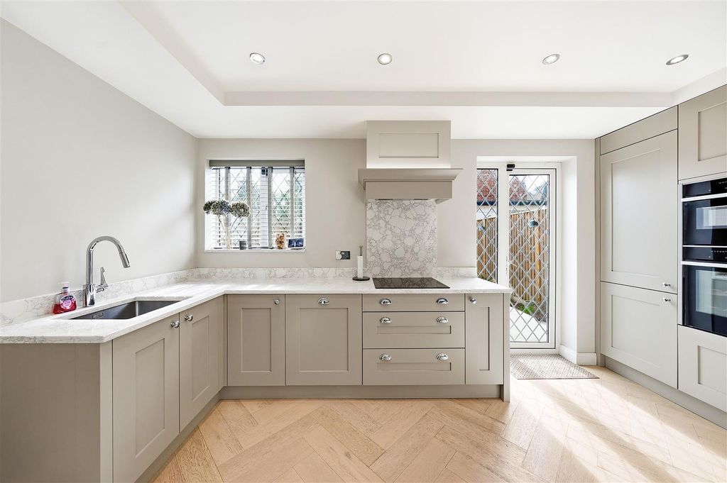 Property photo 2 of 30 Photos-35.Jpg