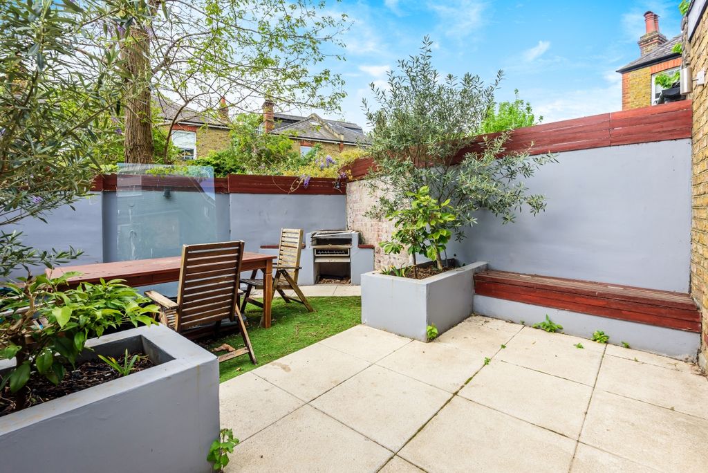 Property photo 3 of 6 841575 (6)