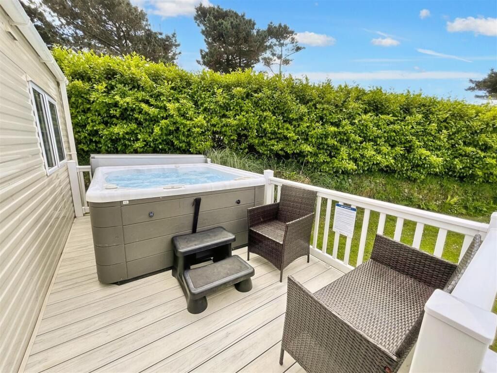 Property photo 3 of 17 4838782