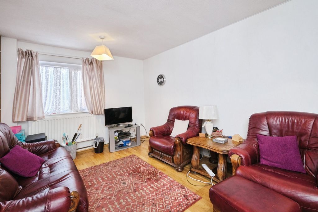 Property photo 2 of 29 Pbox-Img.Jpg