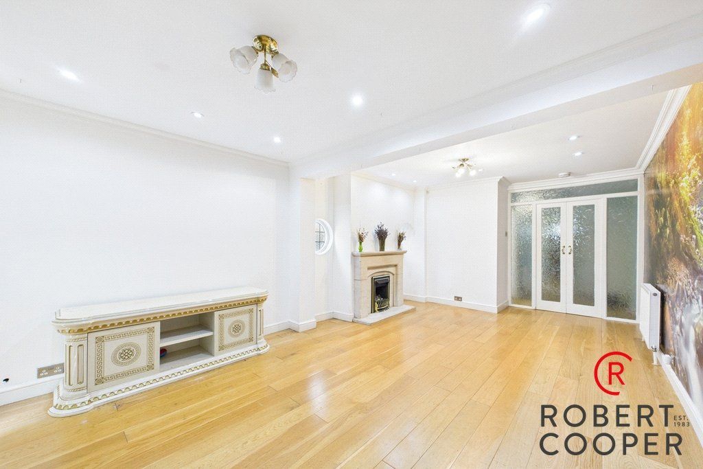 Property photo 3 of 14 Picture No. 18