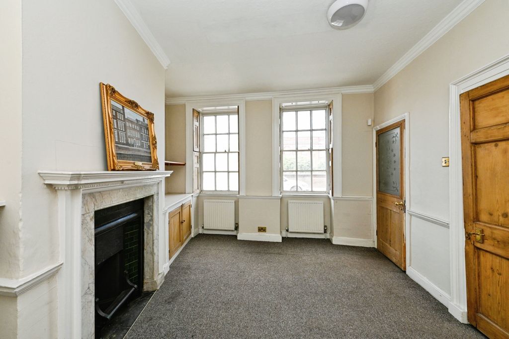 Property photo 3 of 20 6Sb039