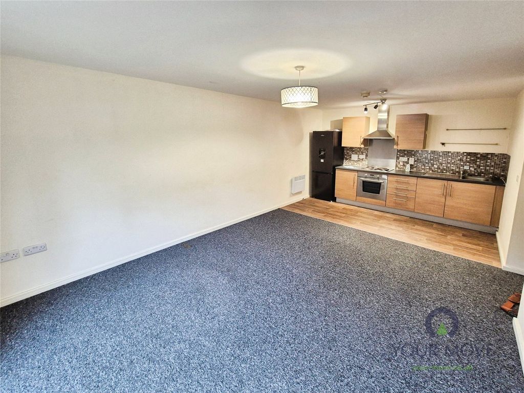 Property photo 2 of 8 Lounge/Kitchen