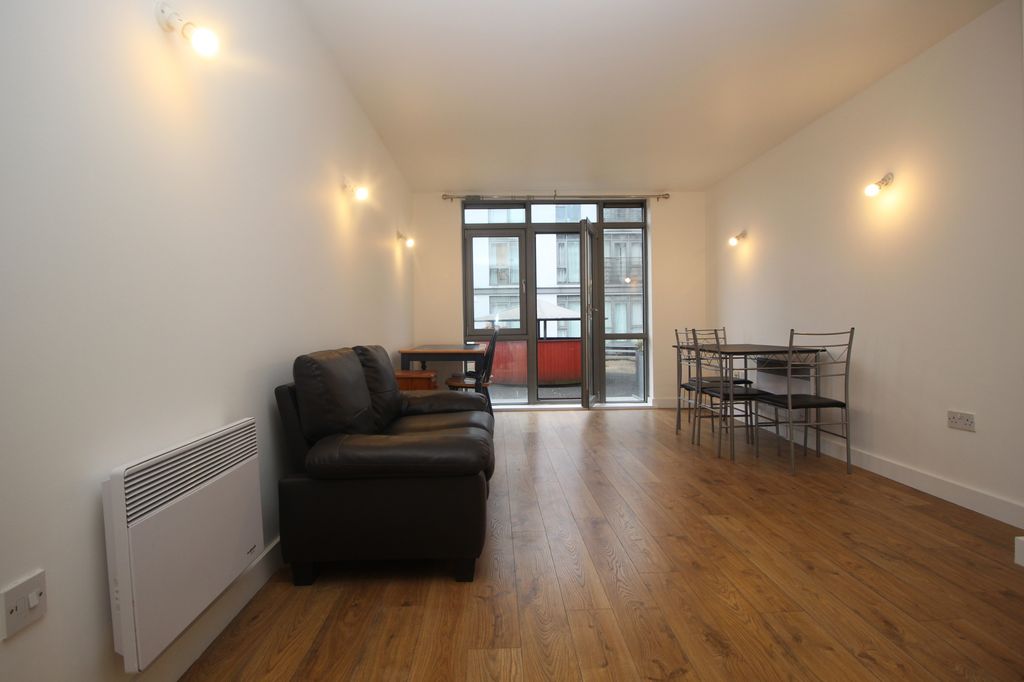 Property photo 3 of 7