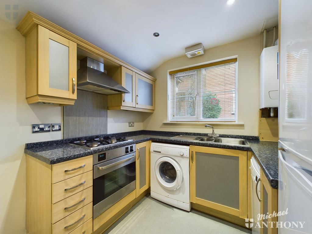 Property photo 2 of 9 Cam02773G0-Pr0071-Still003